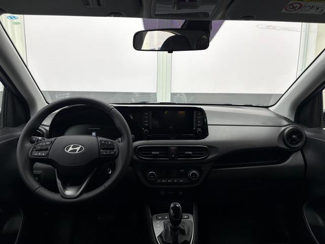 Hyundai i10 STYLE AUT KLIMAAUTOMATIK NAVI SHZ RFK TEMPOMAT 