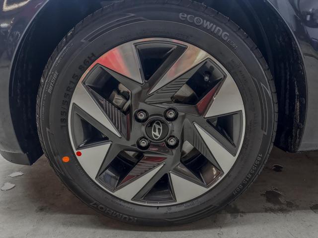 Bild dient zur Illustration und zeigt aufpreispflichtige Sonderausstattung. "Die Herstellergarantie beginnt bei EU-Fahrzeugen bereits bei Auslieferung vom ausl&auml;ndischen Lieferanten und kann um mehr als 14 Tage verk&uuml;rzt sein.