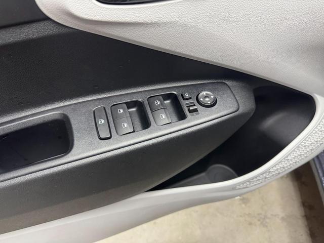 Bild dient zur Illustration und zeigt aufpreispflichtige Sonderausstattung. "Die Herstellergarantie beginnt bei EU-Fahrzeugen bereits bei Auslieferung vom ausl&auml;ndischen Lieferanten und kann um mehr als 14 Tage verk&uuml;rzt sein.