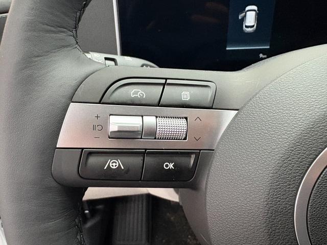 Hyundai TUCSON STYLE KLIMAAUTOMATIK TOTWINKEL NAVI SHZ RFK PDC 