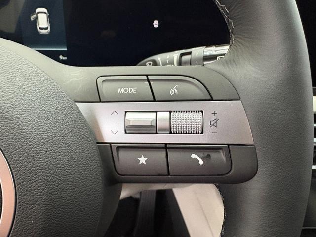 Hyundai TUCSON STYLE KLIMAAUTOMATIK TOTWINKEL NAVI SHZ RFK PDC 