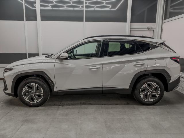 Hyundai TUCSON STYLE KLIMAAUTOMATIK TOTWINKEL NAVI SHZ RFK PDC 