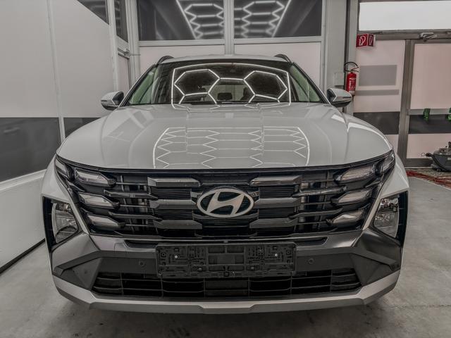 Hyundai TUCSON STYLE KLIMAAUTOMATIK TOTWINKEL NAVI SHZ RFK PDC 