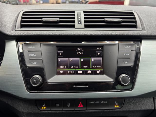 Skoda Fabia Combi AMBITION GREEN TEC AHK SHZ TEMPOMAT 