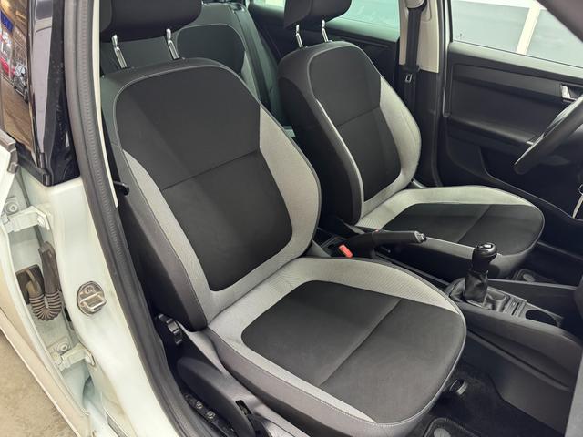 Skoda Fabia Combi AMBITION GREEN TEC AHK SHZ TEMPOMAT 