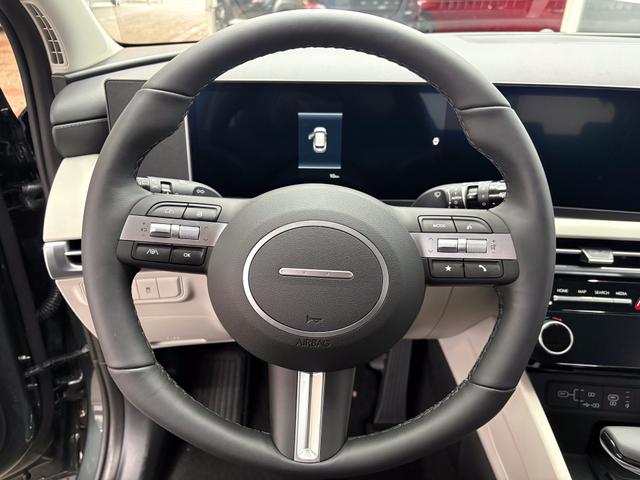 Hyundai TUCSON STYLE AUT KLIMAAUTOMATIK TOTWINKEL NAVI SHZ RFK PDC 