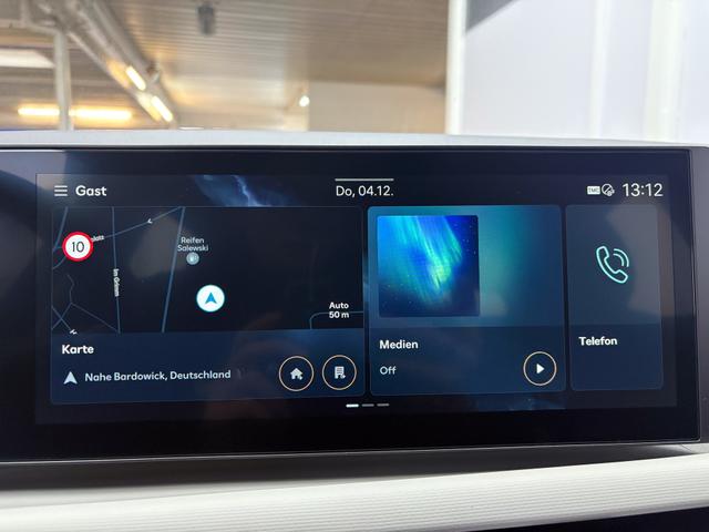 Hyundai TUCSON STYLE AUT KLIMAAUTOMATIK TOTWINKEL NAVI SHZ RFK PDC 