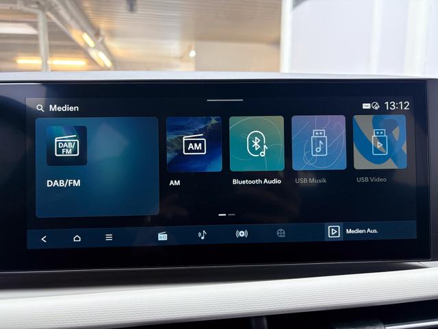 Hyundai TUCSON STYLE AUT KLIMAAUTOMATIK TOTWINKEL NAVI SHZ RFK PDC 