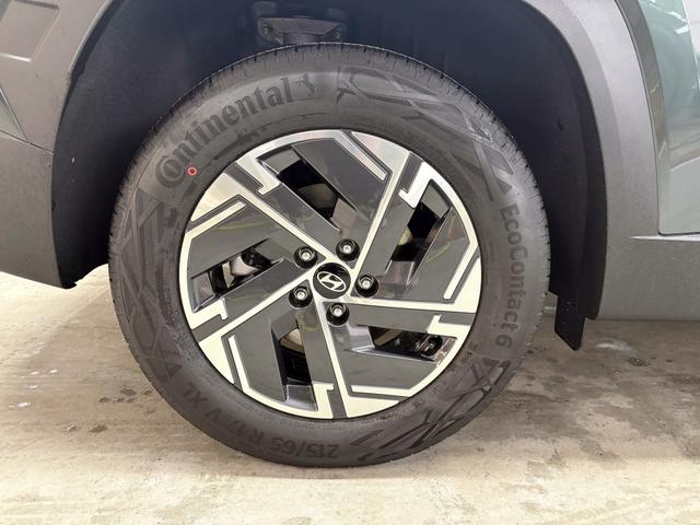 Hyundai TUCSON STYLE AUT KLIMAAUTOMATIK TOTWINKEL NAVI SHZ RFK PDC 