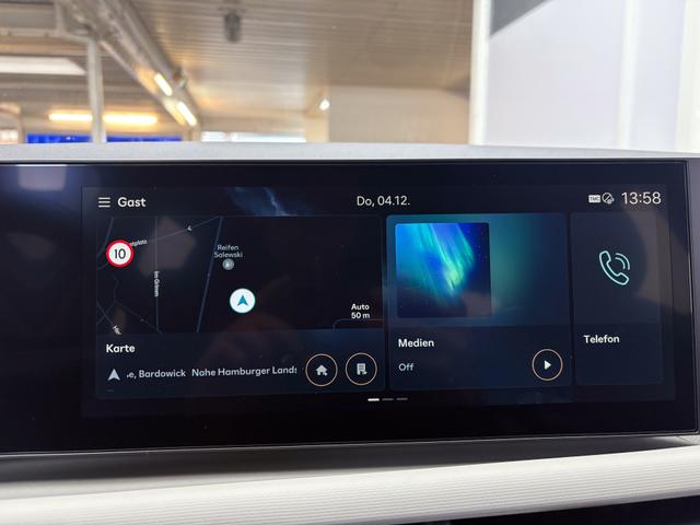 Hyundai TUCSON STYLE AUT KLIMAAUTOMATIK TOTWINKEL NAVI SHZ RFK PDC 