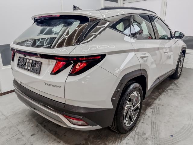 Hyundai TUCSON STYLE AUT KLIMAAUTOMATIK TOTWINKEL NAVI SHZ RFK PDC 