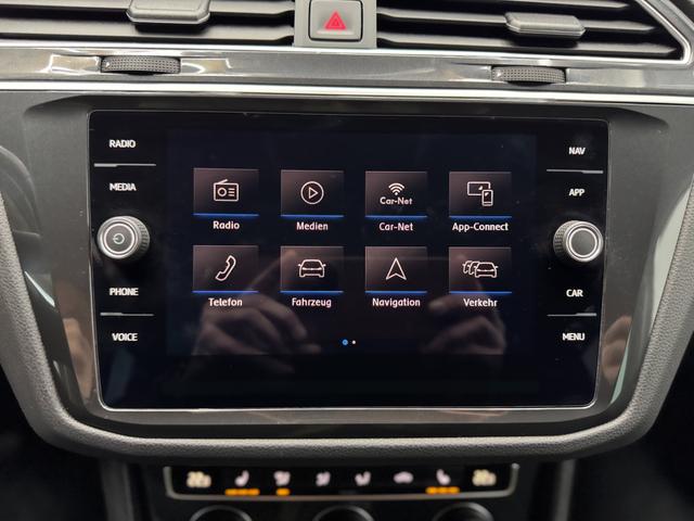 Volkswagen Tiguan HIGHLINE 2.0 TDI NAVI AHK ACC SHZ 
