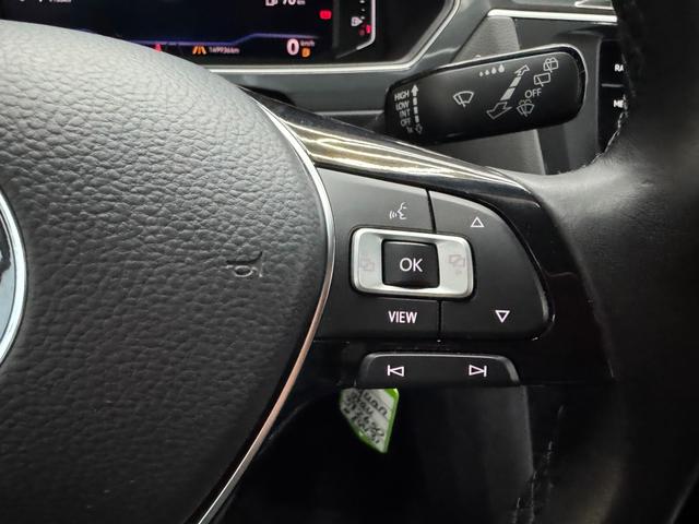 Volkswagen Tiguan HIGHLINE 2.0 TDI NAVI AHK ACC SHZ 