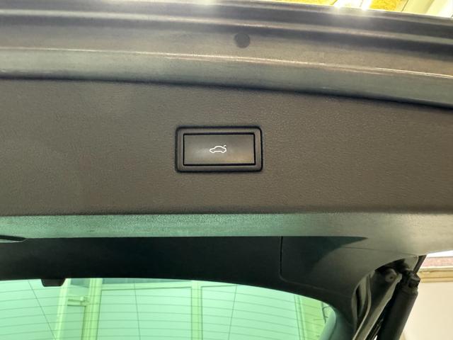 Volkswagen Tiguan HIGHLINE 2.0 TDI NAVI AHK ACC SHZ 