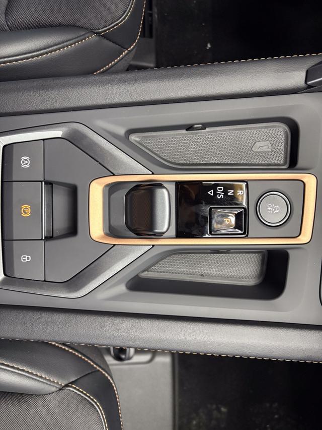 Cupra Leon Sportstourer 1.5 eTSI DSG 150PS AHK MATRIX ALLWETTERREIFEN ACC SHZ RFK KEYLESS 