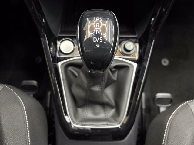 Volkswagen T-Cross EDITION 1.0 TSI DSG 115PS SHZ KEYLESS RFK PDC 