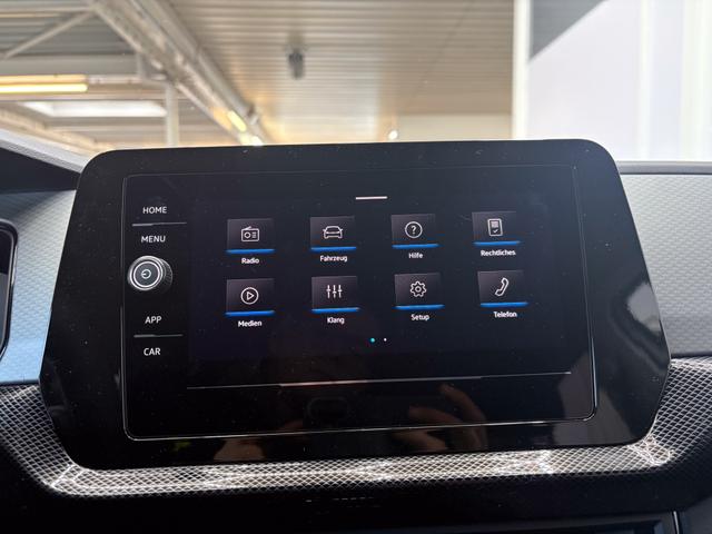 Volkswagen T-Cross EDITION 1.0 TSI 115PS SHZ KEYLESS RFK PDC 