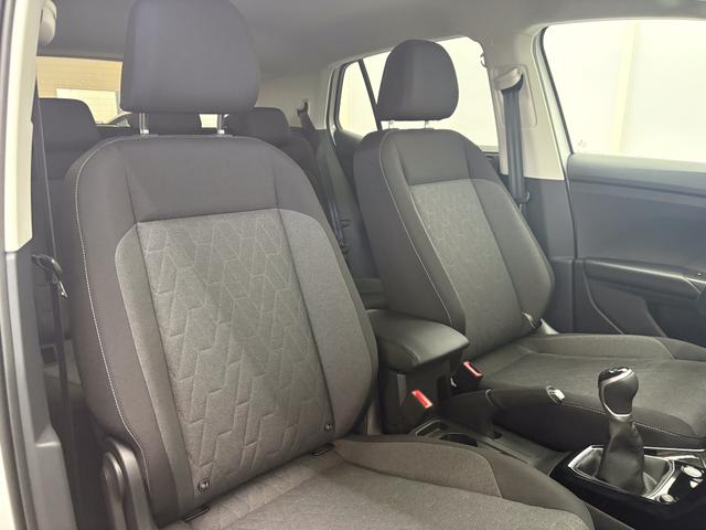 Volkswagen T-Cross EDITION 1.0 TSI 115PS SHZ KEYLESS RFK PDC 