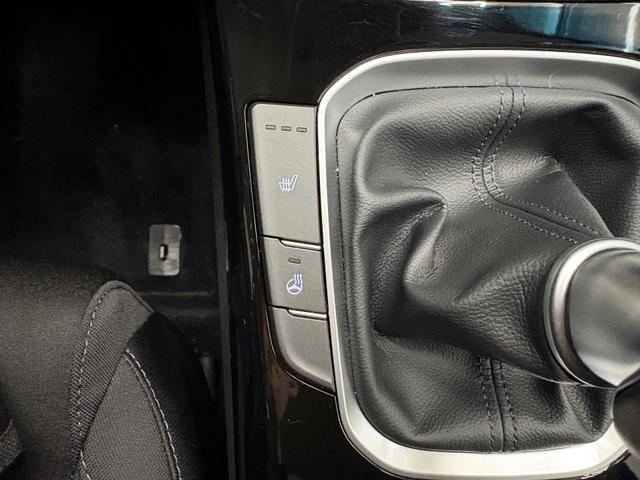 Hyundai i30 Kombi STYLE EDITION NAVI SHZ KLIMAAUTOMATIK RFK LED PDC v+h 