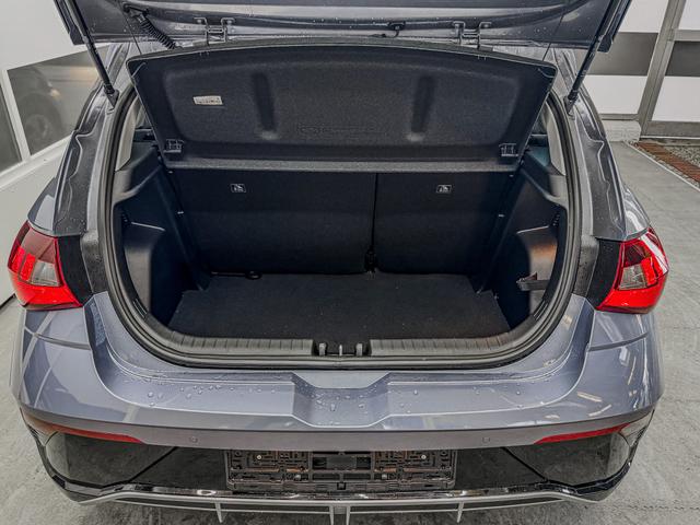 Hyundai i20 STYLE NAVI SHZ LED ALU RFK KLIMAAUTOMATIK 