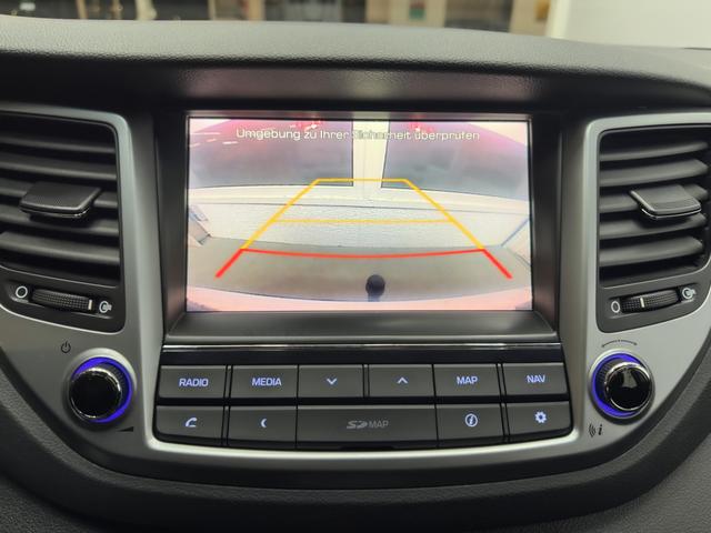 Hyundai TUCSON GO+ 1.6 T-GDi 177PS AHK NAVI SHZ PDC 