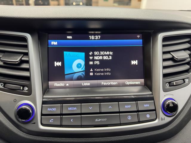 Hyundai TUCSON GO+ 1.6 T-GDi 177PS AHK NAVI SHZ PDC 