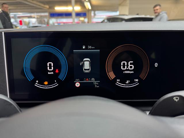 Hyundai TUCSON TREND SHZ NAVI PDC RFK 