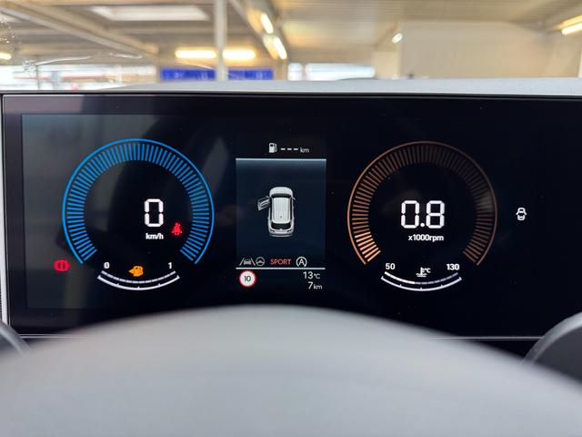 Hyundai TUCSON TREND SHZ NAVI PDC RFK 