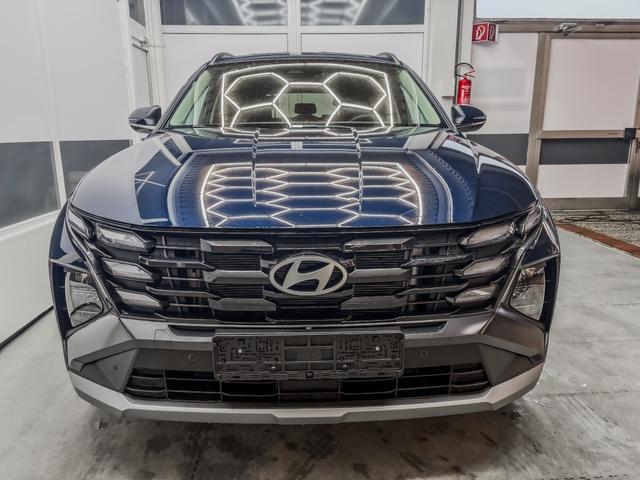Hyundai TUCSON - STYLE KLIMAAUTOMATIK TOTWINKEL NAVI SHZ RFK PDC Vorlauffahrzeuge
