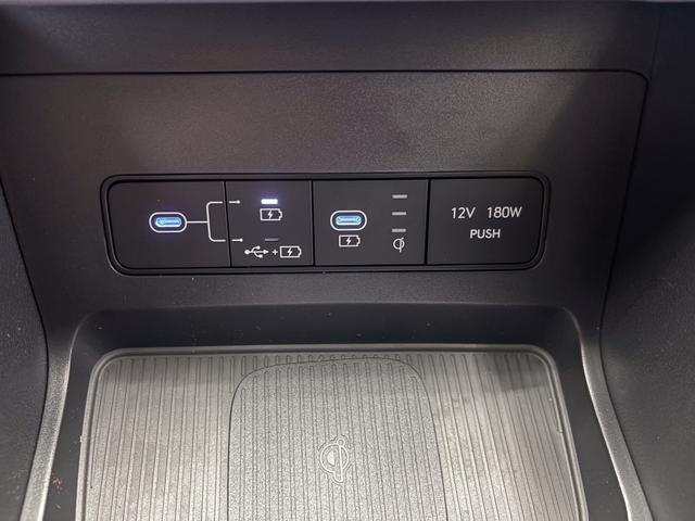 Hyundai TUCSON STYLE KLIMAAUTOMATIK TOTWINKEL NAVI SHZ RFK PDC 