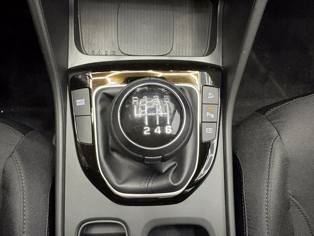 Hyundai TUCSON STYLE KLIMAAUTOMATIK TOTWINKEL NAVI SHZ RFK PDC 