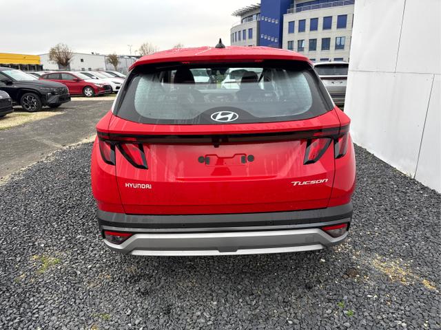 Hyundai / TUCSON / Rot /  /  / SHZ NAVI PDC RFK