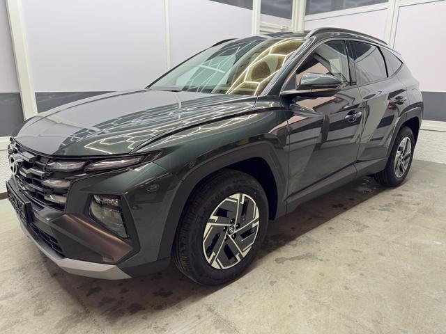 Hyundai TUCSON - STYLE KLIMAAUTOMATIK TOTWINKEL NAVI SHZ RFK PDC Vorlauffahrzeuge