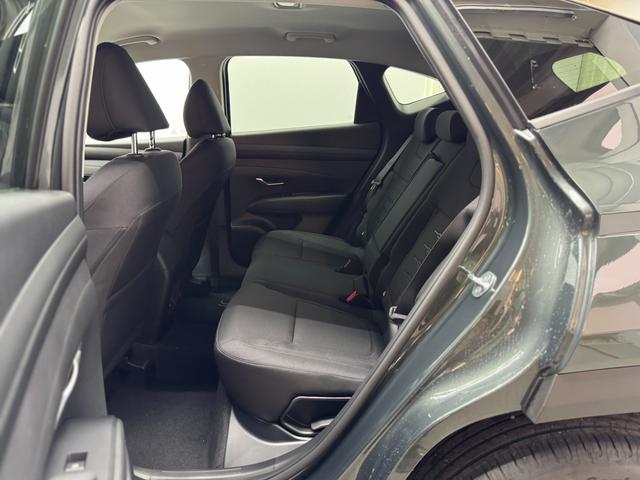 Hyundai TUCSON STYLE KLIMAAUTOMATIK TOTWINKEL NAVI SHZ RFK PDC 