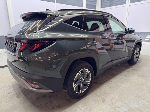 Hyundai TUCSON STYLE KLIMAAUTOMATIK TOTWINKEL NAVI SHZ RFK PDC 