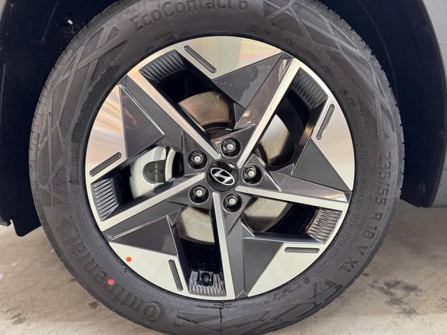 Hyundai TUCSON STYLE AUT ACC 18ALU KLIMAAUTOMATIK TOTWINKEL NAVI SHZ RFK PDC 