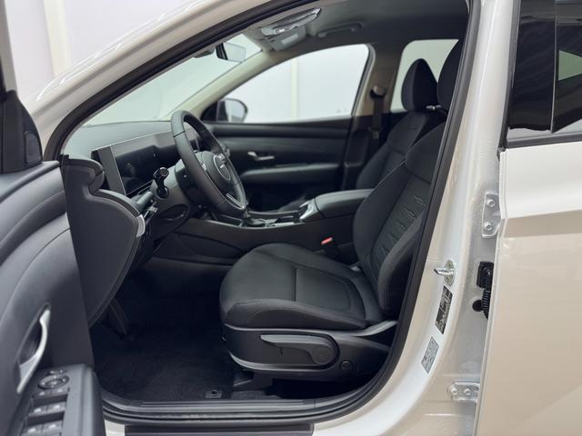 Hyundai TUCSON STYLE AUT ACC 18ALU KLIMAAUTOMATIK TOTWINKEL NAVI SHZ RFK PDC 