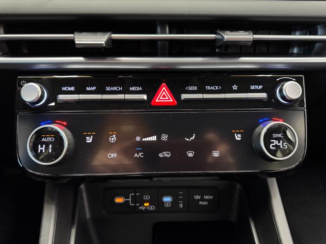 Hyundai TUCSON STYLE AUT ACC 18ALU KLIMAAUTOMATIK TOTWINKEL NAVI SHZ RFK PDC 