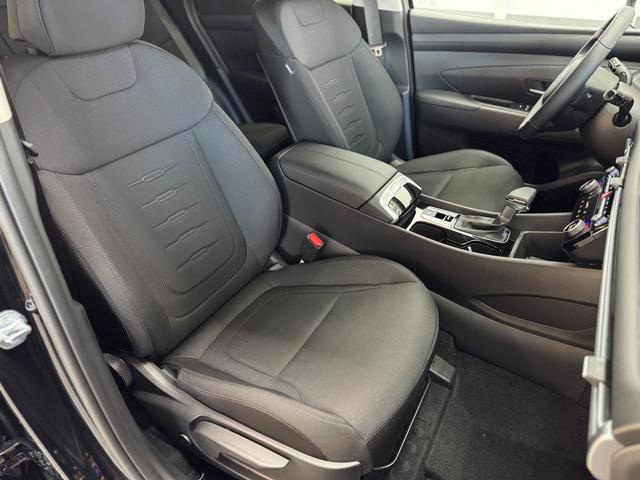 Hyundai TUCSON STYLE AUT ACC 18ALU KLIMAAUTOMATIK TOTWINKEL NAVI SHZ RFK PDC 