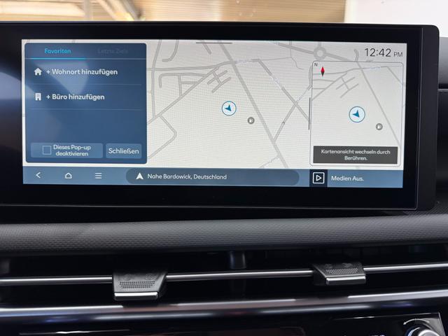 Hyundai TUCSON STYLE AUT ACC 18ALU KLIMAAUTOMATIK TOTWINKEL NAVI SHZ RFK PDC 