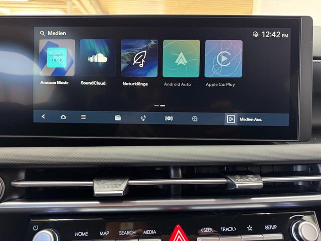 Hyundai TUCSON STYLE AUT ACC 18ALU KLIMAAUTOMATIK TOTWINKEL NAVI SHZ RFK PDC 