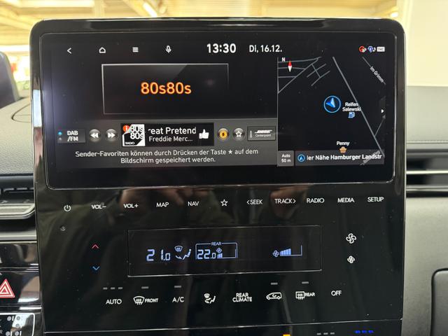 Hyundai Staria Signature 2WD 7-Sitz AUT PANO NAVI LEDER ACC 