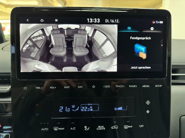 Hyundai Staria Signature 2WD 7-Sitz AUT PANO NAVI LEDER ACC 