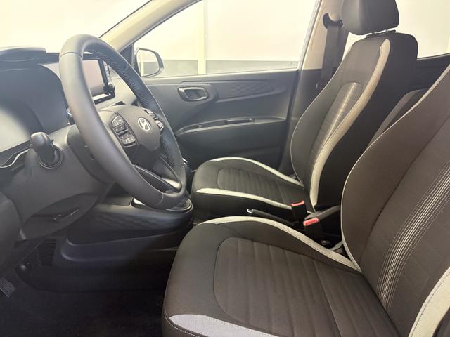 Hyundai i10 STYLE AUT NAVI SHZ RFK TEMPOMAT 