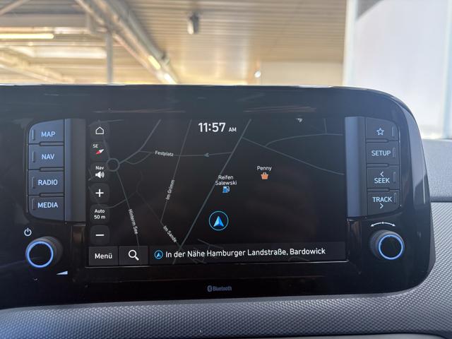 Hyundai i10 STYLE AUT KLIMAAUTOMATIK NAVI SHZ RFK TEMPOMAT 