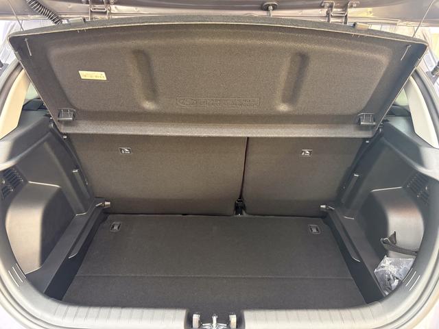 Hyundai i20 STYLE NAVI SHZ LED ALU RFK KLIMAAUTOMATIK 