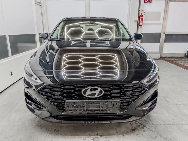 Hyundai i30 - STYLE EDITION SHZ NAVI ALU LED RFK PDC Vorlauffahrzeuge