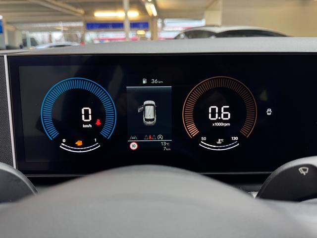 Hyundai TUCSON TREND SHZ NAVI PDC RFK 