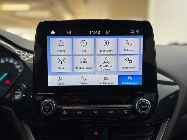 Ford Puma ST-LINE DESIGN AHK SHZ PDC 