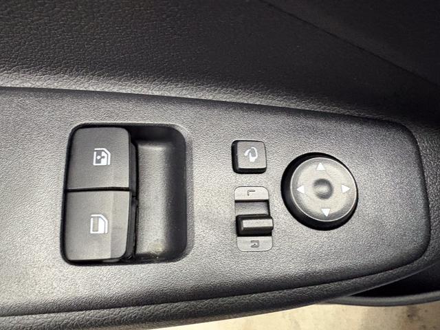 Hyundai i10 STYLE AUT NAVI SHZ RFK TEMPOMAT 